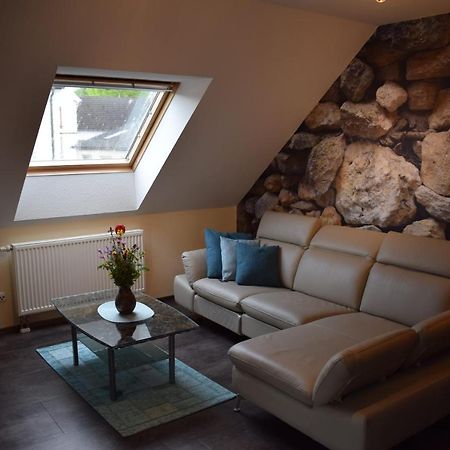 Ferienhaus & Weingut Am Steingebiss Billigheim-Ingenheim エクステリア 写真