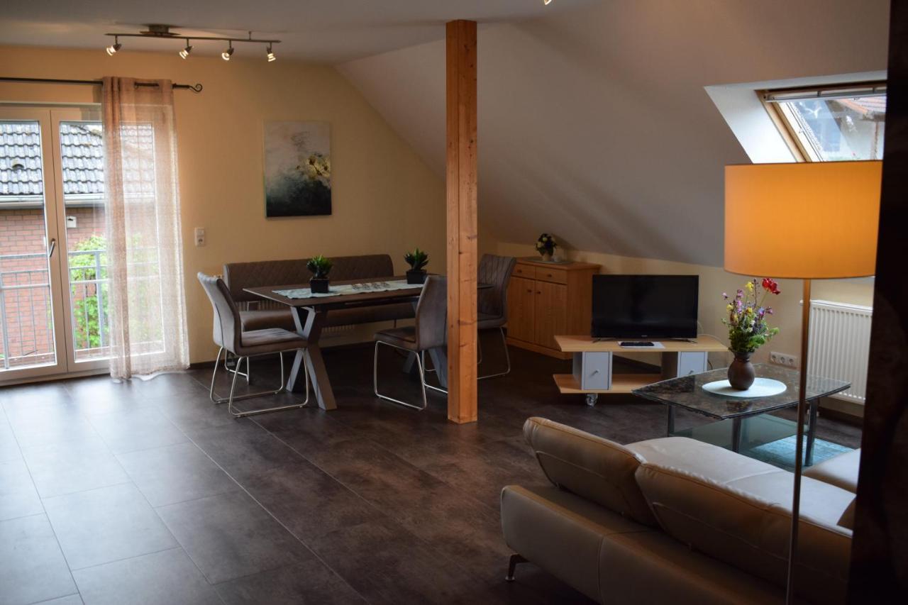 Ferienhaus & Weingut Am Steingebiss Billigheim-Ingenheim エクステリア 写真